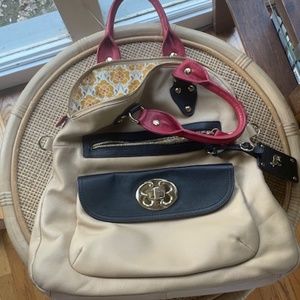 Emma Fox Leather purse
